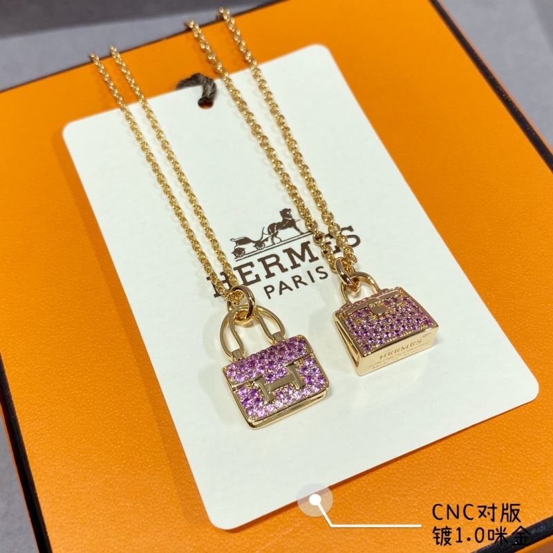 H**me5 necklaces